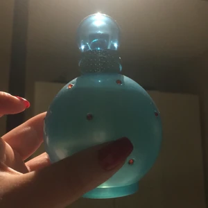 Parfym - Nästan hel fylld Brittney spears Circus Fantasy, EdP 100ml