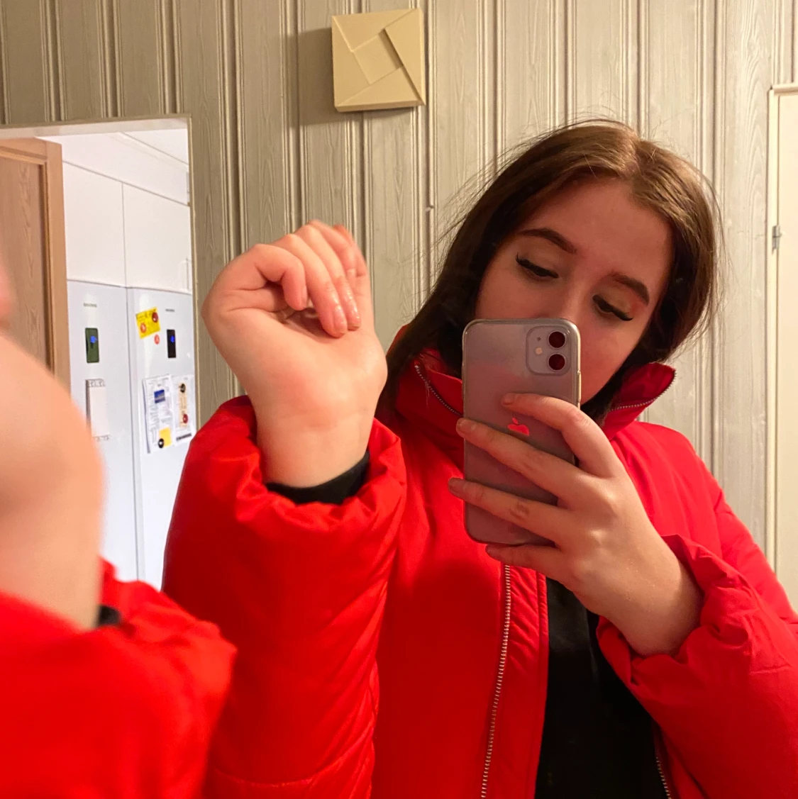 Röd puffer jacka  - 90