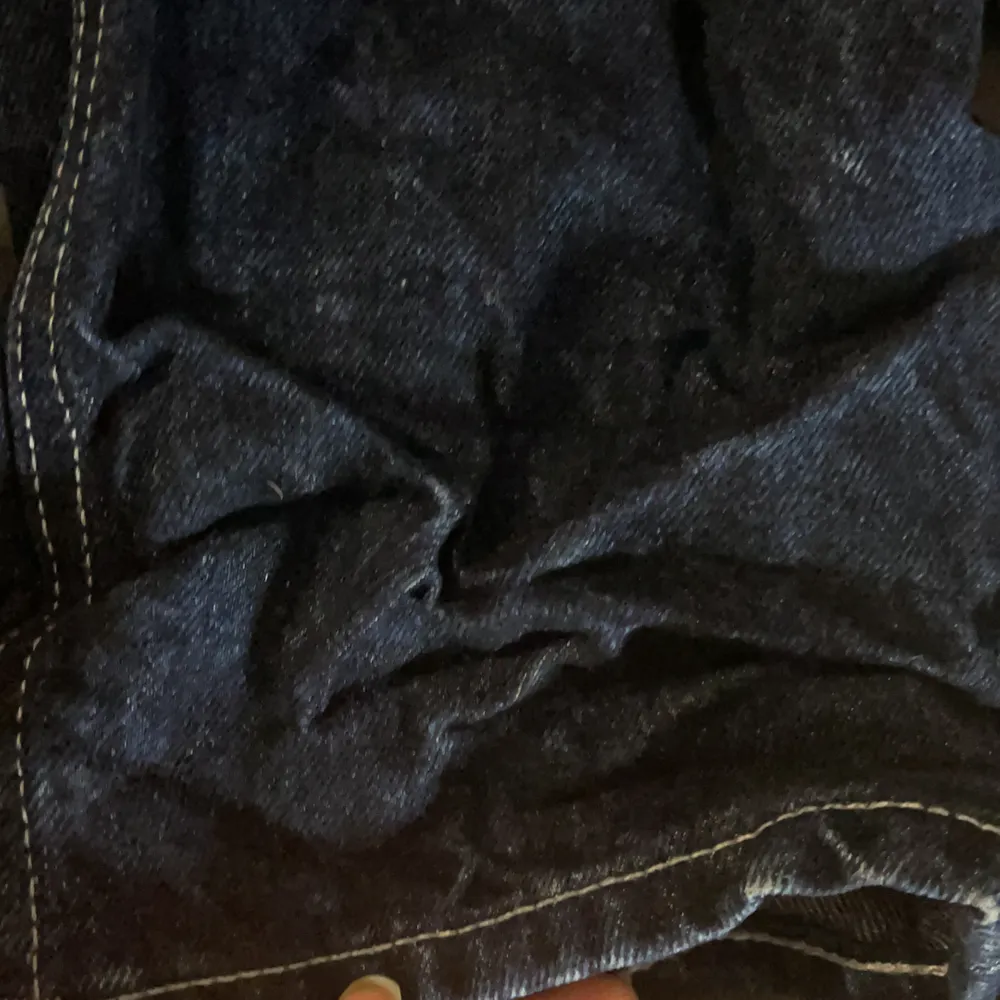 Fina jeans från Karve, skate stil💗 buda gärna i dm eller kommentarerna ifall fler vill ha💕. Jeans & Byxor.