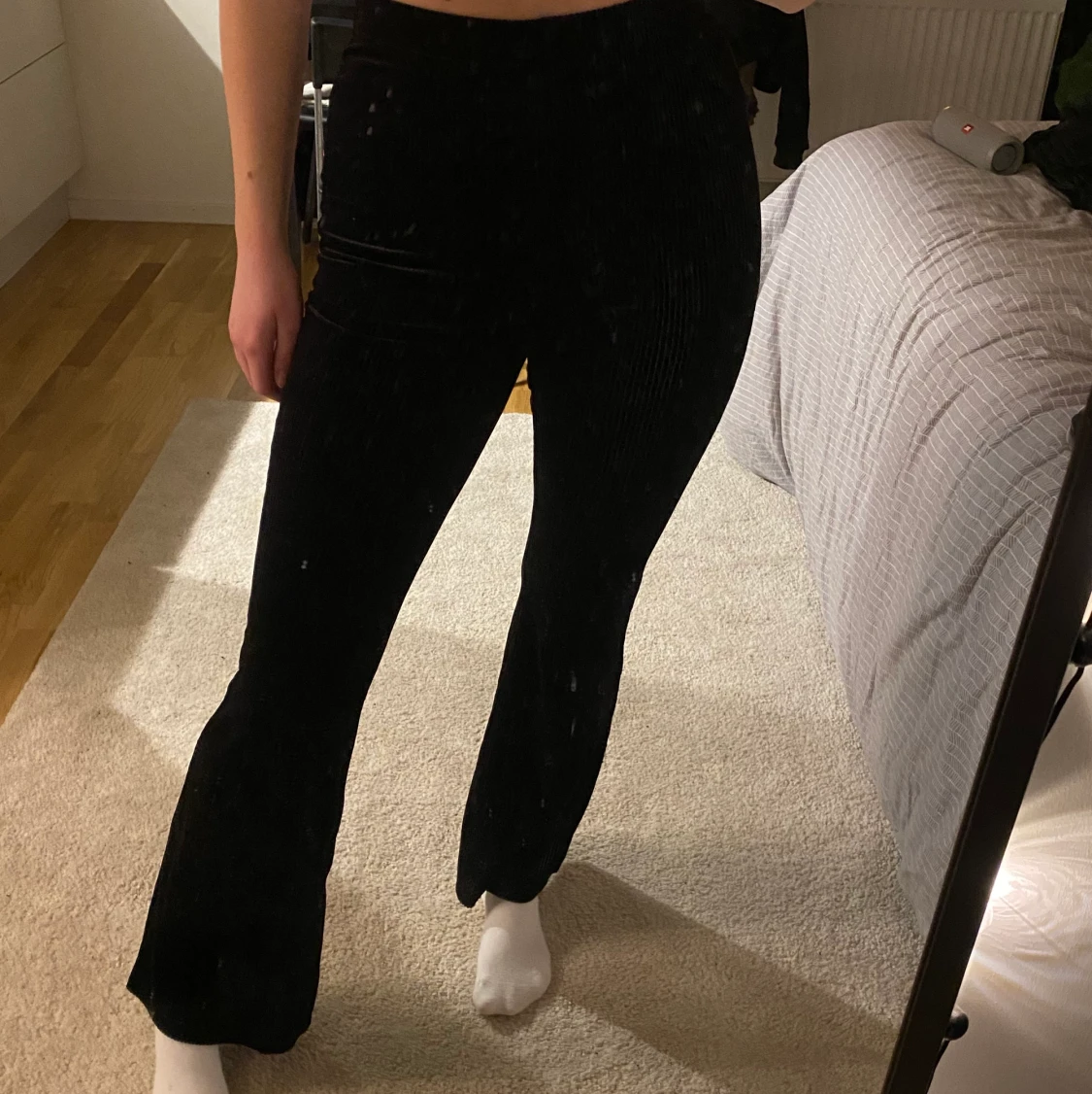 ribbade sammetsbyxor