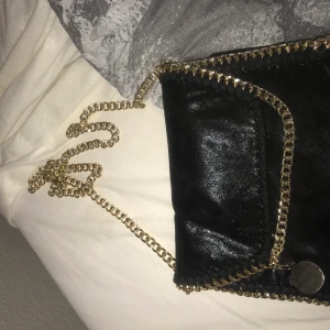 Väska  - Väska helt ny 