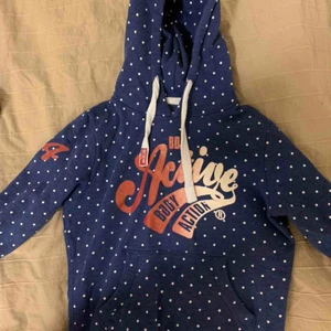  - Hoodie from body action! Only wore it a few times so in great condition! Can ship or we can meet in västerås ✌️