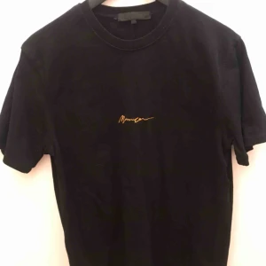  - M i storlek 10/10 skick Endast använd ett fåtal gånger