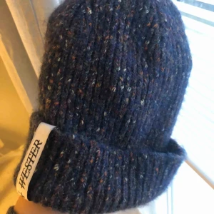  - Mössa ifrån Carin Wester