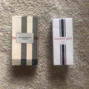  - Helt oanvända parfymer ena har till och med plasten kvar!  Burberry 100 ml 200kr och Tommy 50ml är såld!