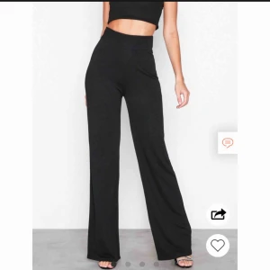  - Fina och sköna byxor från Nelly. Använd en gång. Originalpris 299 kr.