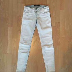 Miss Sixty low cut jeans Inklusive frakt 