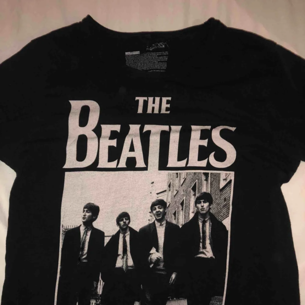 The Beatles t shirt. Frakt tillkommer. T-shirts.