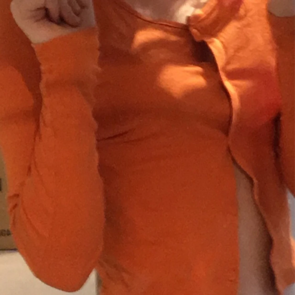 Orange knappkofta - 90