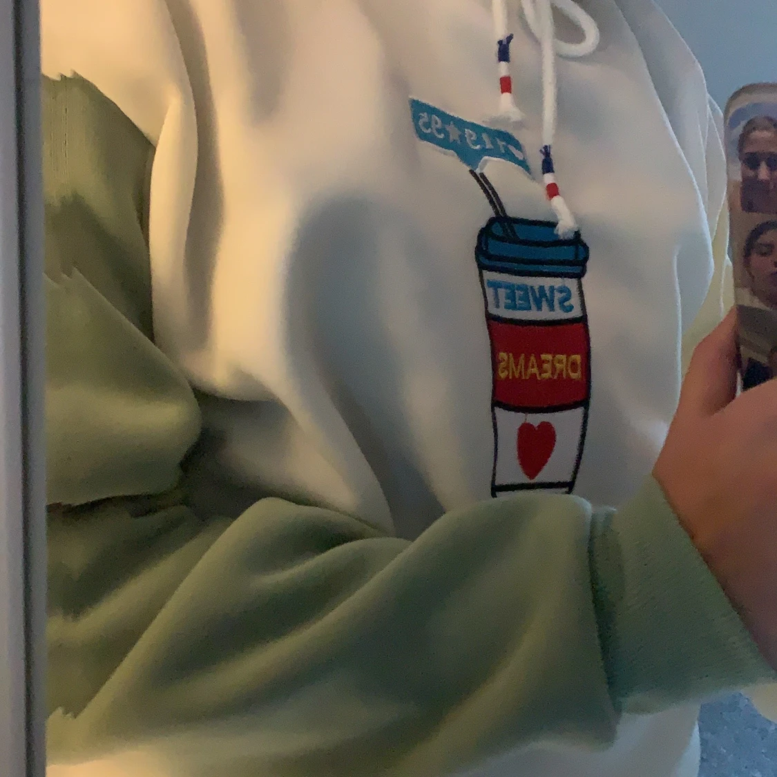 En hoodie från shein i storlek s - 90