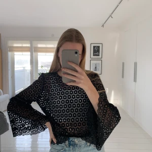 Fin blus från J.crew, nyskick. Passar storlek Xs/S - Fin blus från J.crew i nyskick. Passar storlek Xs/S. Frakt ingår ej i priset. Buda i kommentarsfältet 🌸☕️