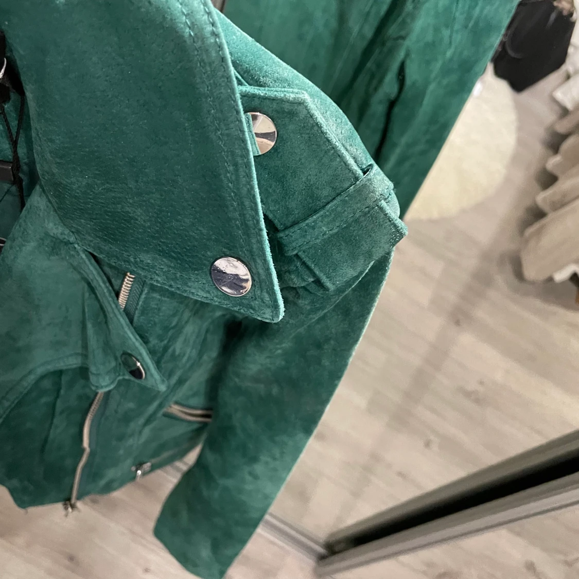 Grön mocka jacka - 90