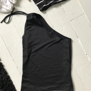 Topp - Jätte fin topp! Aldrig använd storlek M