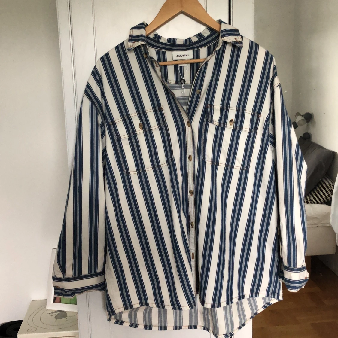 Oversized skjorta från Monki  - 90