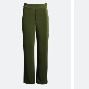 Bikbok - Säljer dessa kostymbyxor från bikbok.                        Skriv för intresse