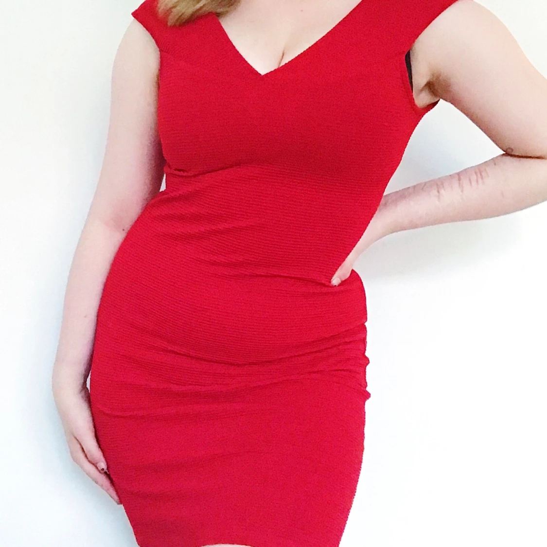 Röd v-neck klänning
