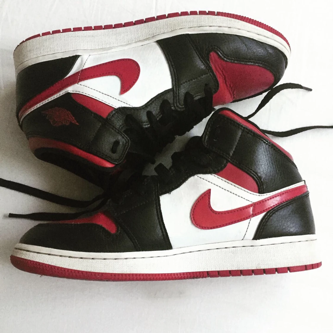 AIR JORDAN 1 MID ST 39-40