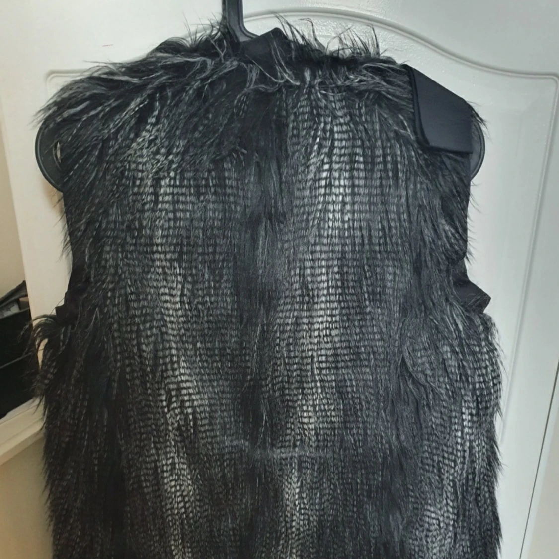 Väst i fejkpäls - 91