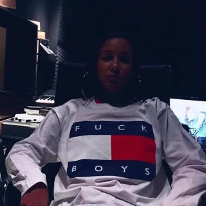 Fuck boys longsleeve  - Finns även som T-shirt, storlekarna S-XL