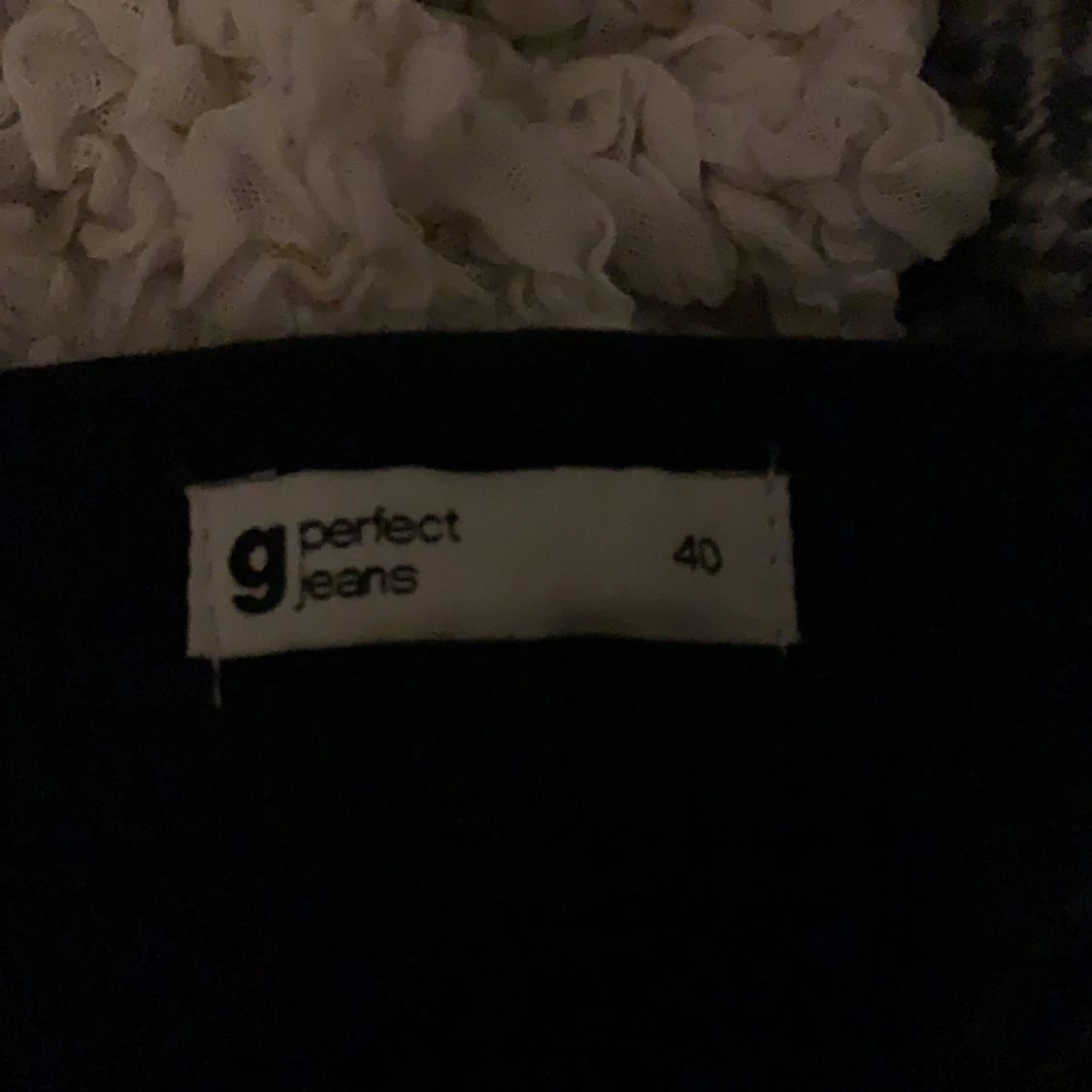 Gina tricot jeans - 90