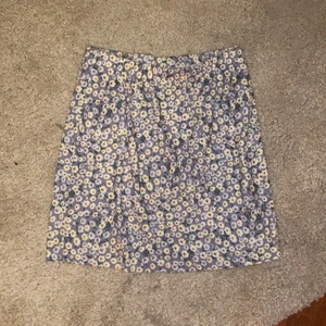 Shein kjol - Supergullig kjol från Shein som endast är använd en gång😺 frakt tillkommer på 44kr