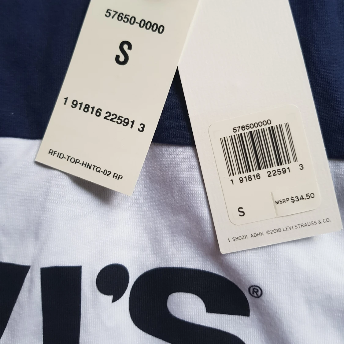 Oanvänd Levi's t-shirt - 91