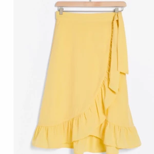 Omlottkjol - Gul omlottkjol st xs-m 150kr