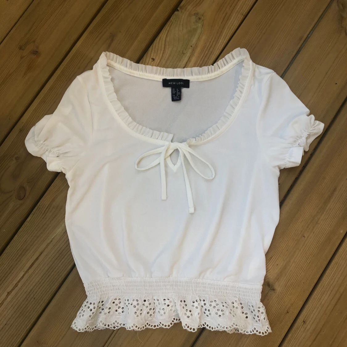 Somrig vit croppad topp - 91