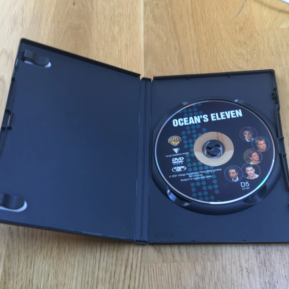 🌊 OCEANS ELEVEN (2001) - 90