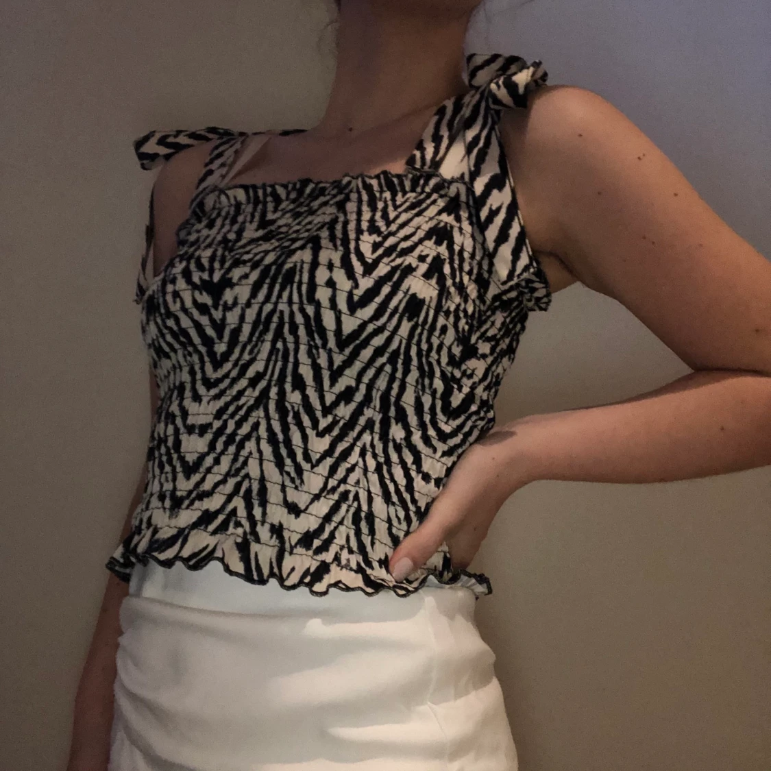 Linne/blus från Gina Tricot  - 90