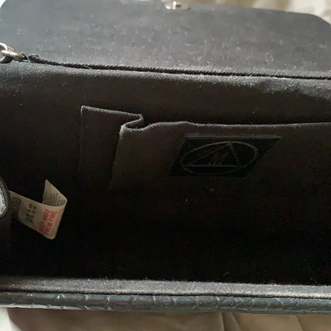 Axelremsväska m kedja - 91