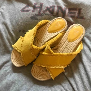  - Använda en gång. I fake ”mocka” tyg