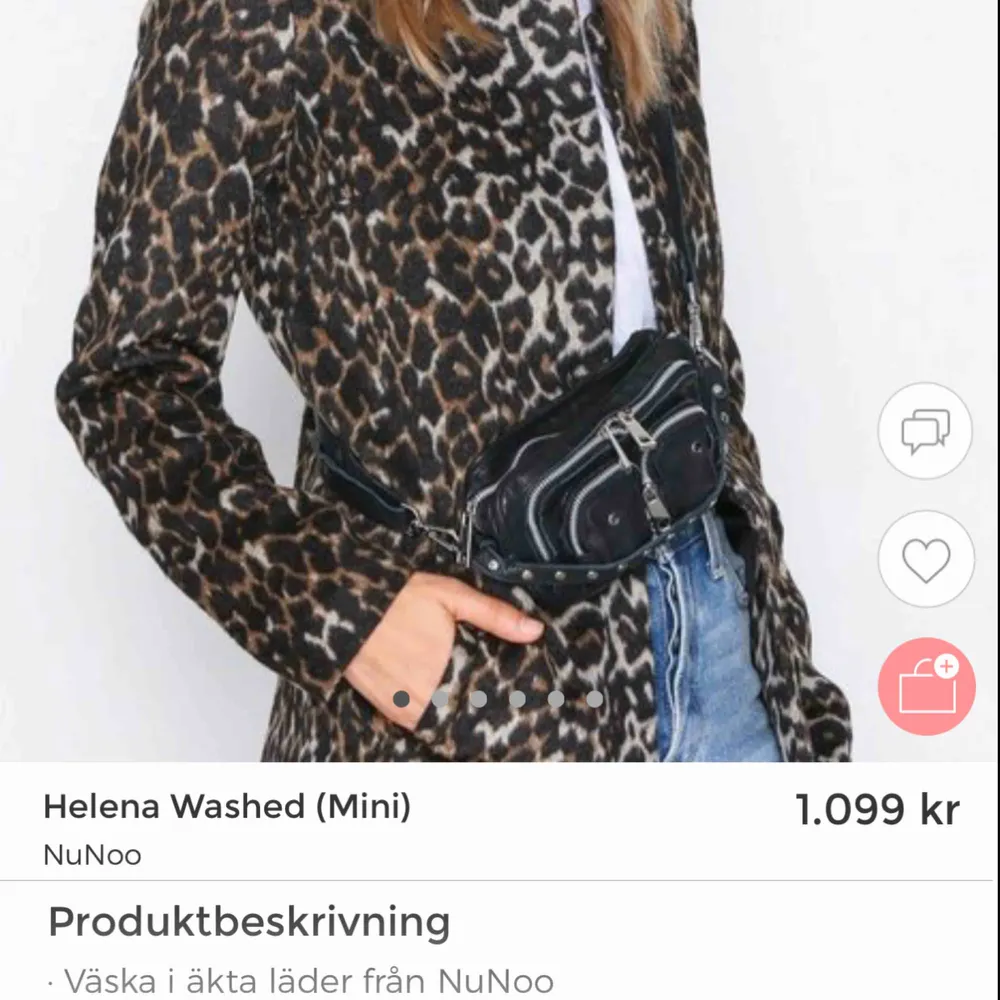 Säljer min nunoo väska i äkta läder. Modellen är Helena (mini). ganska använd men i mycket bra skick. Köpt i oktober 2018. Svart läderband + silverkedja (som har blivit lite bronsfärgad) medföljer. Frakt ingår i pris.Skriv till mig om ni undrar något❤️. Väskor.