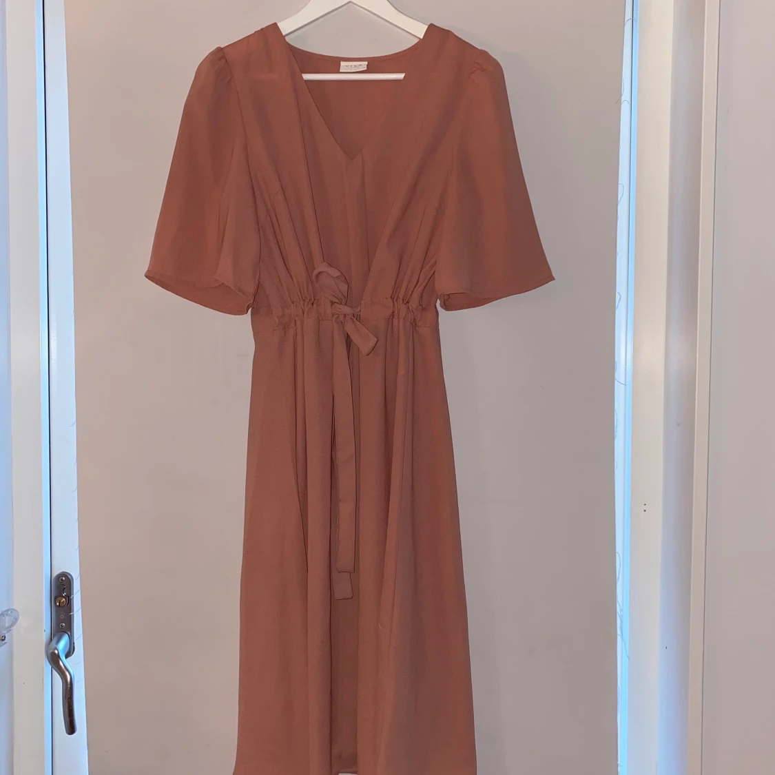 En fin klänning till salu