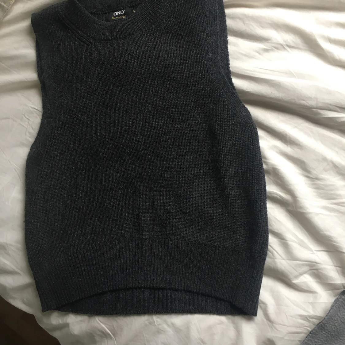 Väst från ONLY  - 90