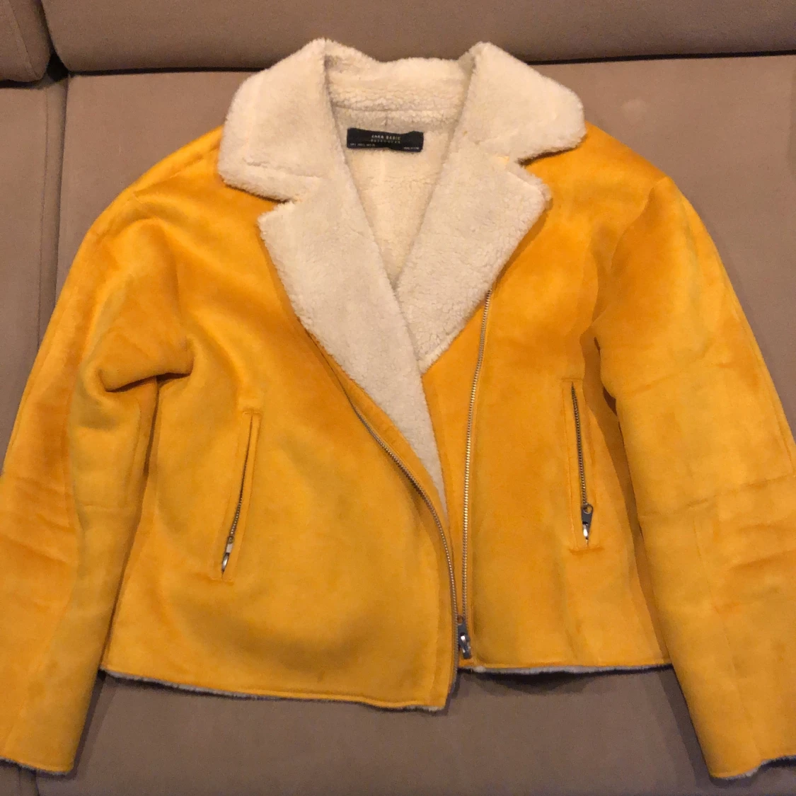 Zara jacka, storlek L - 90