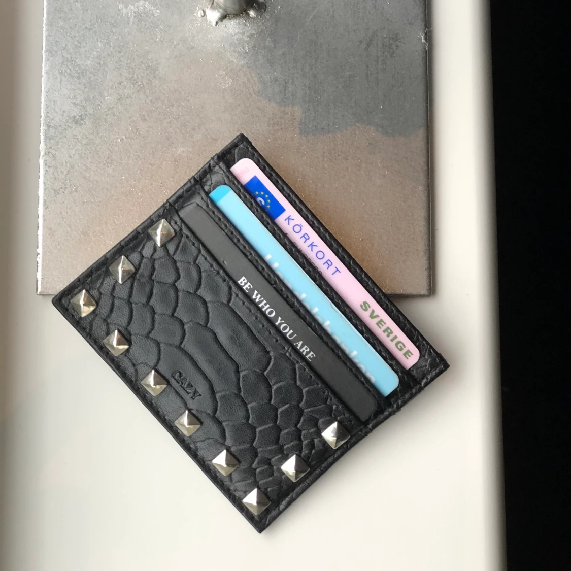 Korthållare med RFID skydd