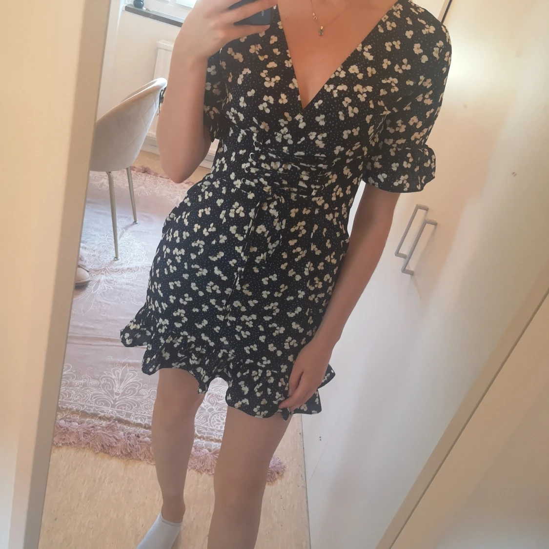 Blommig sommarklänning - 90