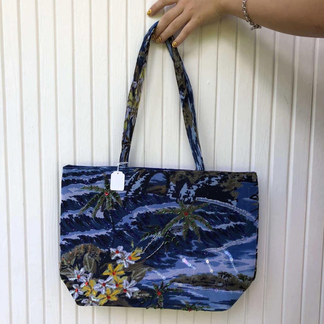 Fin vintage väska med mönster 