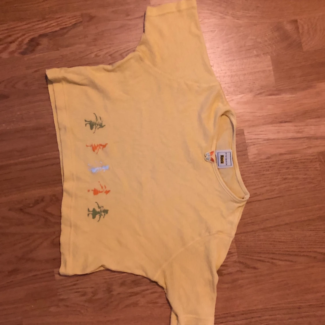 Ljusgul t shirt  - 58