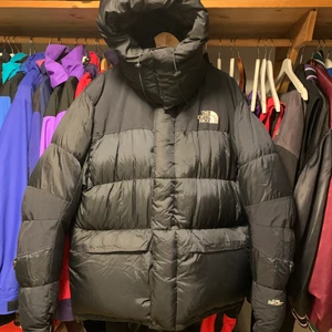 LARGE north face Baltoro  - Super snygg, sällsynt och eftertraktade jacka. Gore dryloft med dunfillning. Excellent preowned condition/ Inga hål eller skavanker. 