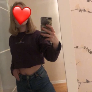 Vintage Nike sweatshirts  - Så snygg sweatshirts inköpt för 600kr helt nyskick inga synliga eller märkbara skador! Buda gärna i kommentarerna