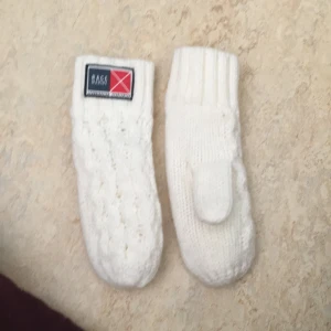  - Super mjuka vantar