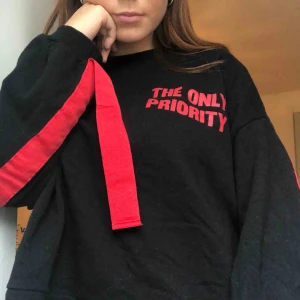  - supermysig oversized sweatshirt från zara!!🥰
