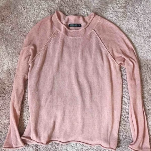  - Rosa stickad töja från CottonOn, köpt i Australien. Lite grövre tyg