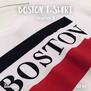 En vanlig T-shirt med Boston texten. Tyget är väldigt tunt och därför snyggt o ha en spetsig bh under som syns ut lite! Passar as bra med jeansjacka eller jeans byxor!🌺 