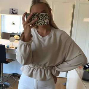  - Jättesöt tröja ifrån ginatricot