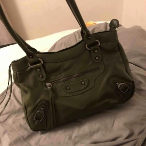 - Grön Chelsea bag 