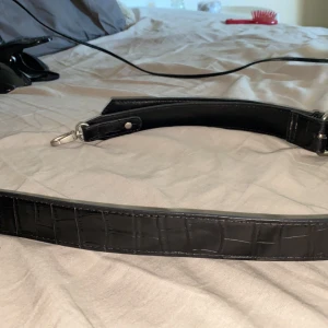 Väskband - Väskband ifrån lindex. Knappt använt. Nypris-129 mitt pris-50