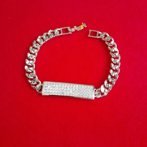 Nytt! Armband - Nytt!